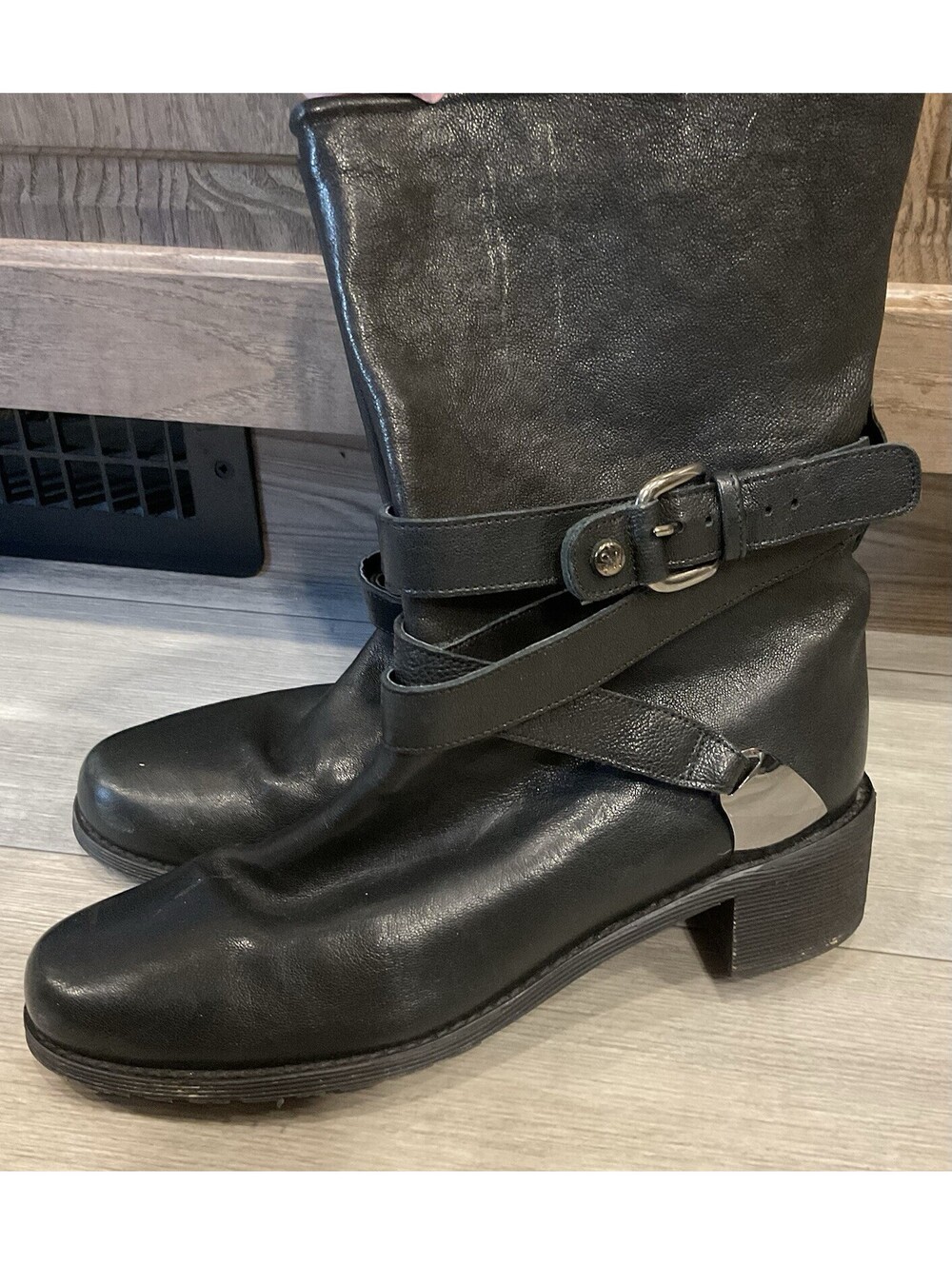 Stuart Weltzman Womens Black Boots Size 5.5 M